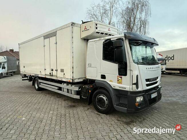 Iveco Eurocargo 140e22 chłodnia winda nieuszkodzony Sobiesiernie sprzedam
