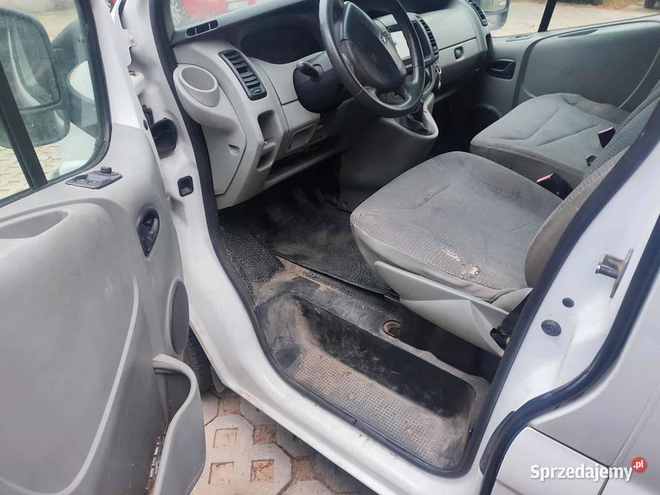 Renault Trafic uszkodzony silnik Poddębice sprzedam