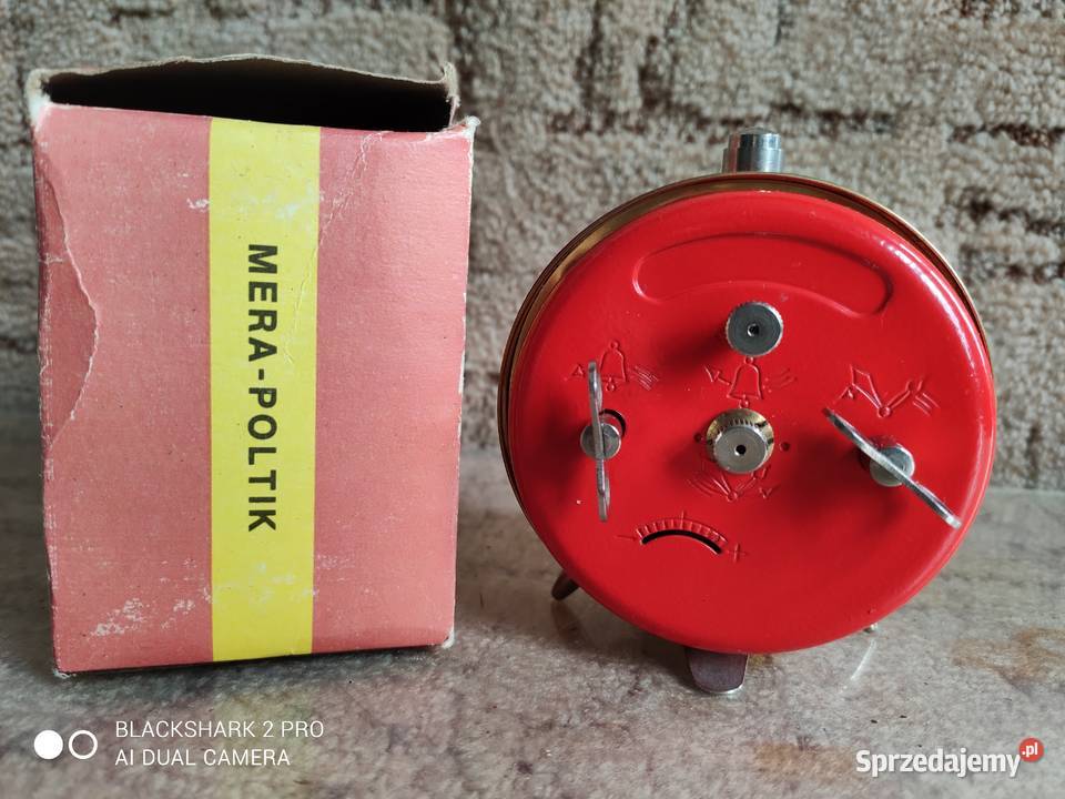 nowy budzik MeraPoltik metal Mosty