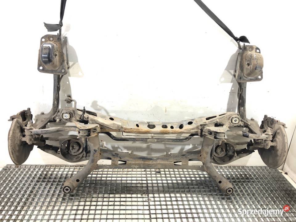 BELKA TYŁ VW PASSAT B8 Kombi TYLNA ZAWIESZENIA