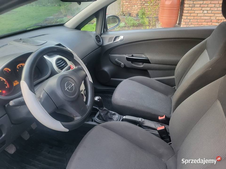 DO SPRZEDANIA CORSA D centralny zamek Magdalenka