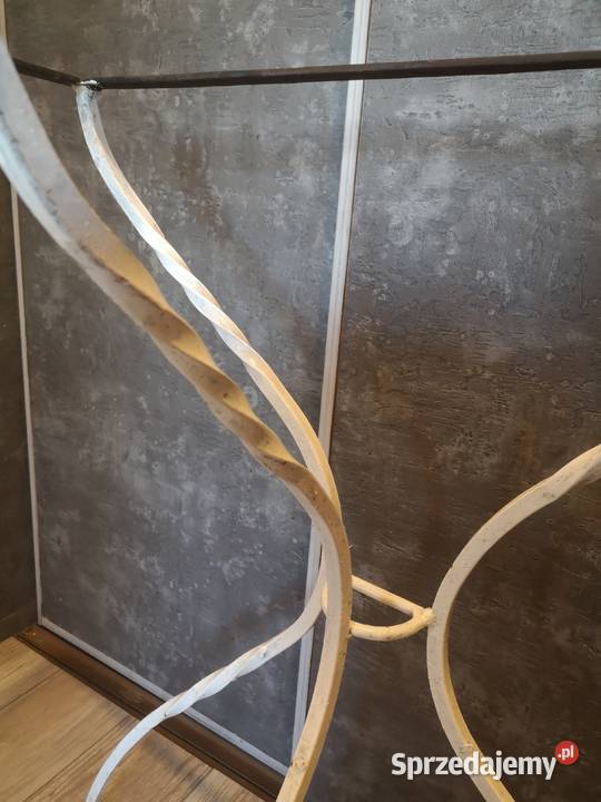 Stolik metalowy rękodzieło dolnośląskie Jelenia Góra