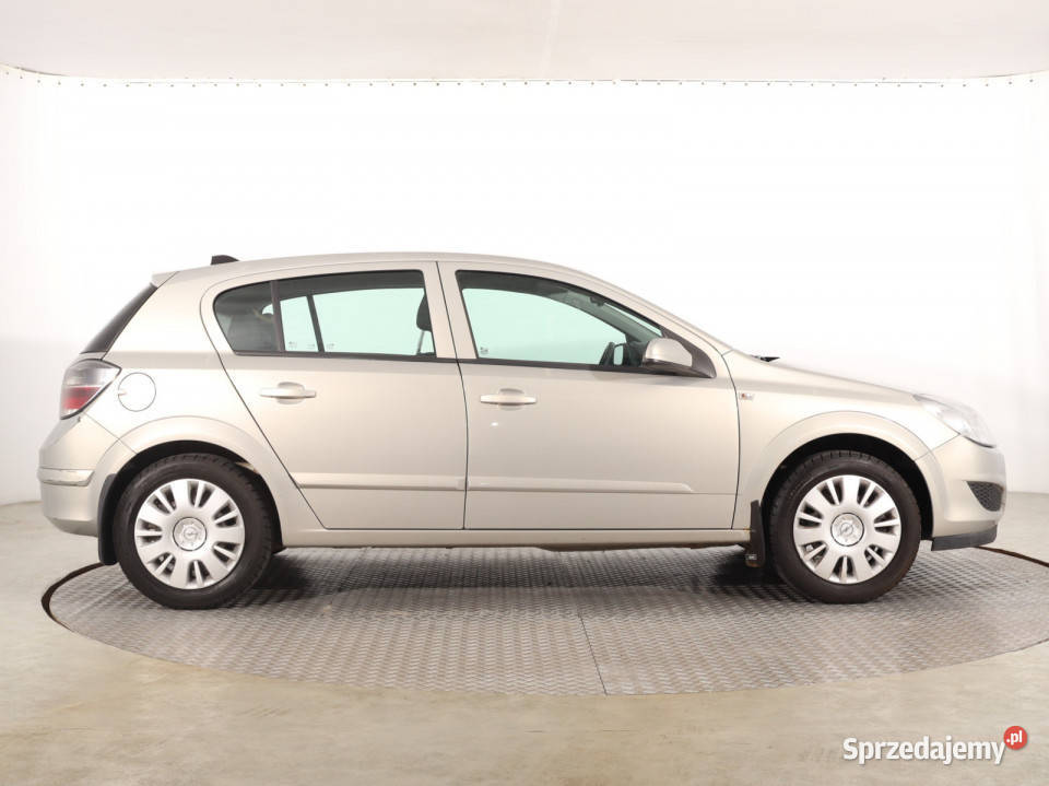 Opel Astra 16 16V Rok produkcji 2007 Katowice