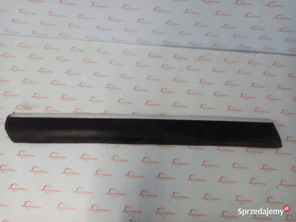 LISTWA DRZWI LEWY PRZÓD 7L6837787E VW TOUAREG 7L osobowe Kielce