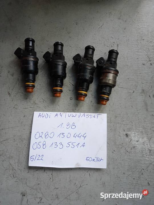 Sprawdzony wtryskiwacz VW 18 B 0250150444 osobowe Silniki i osprzęt Suchedniów