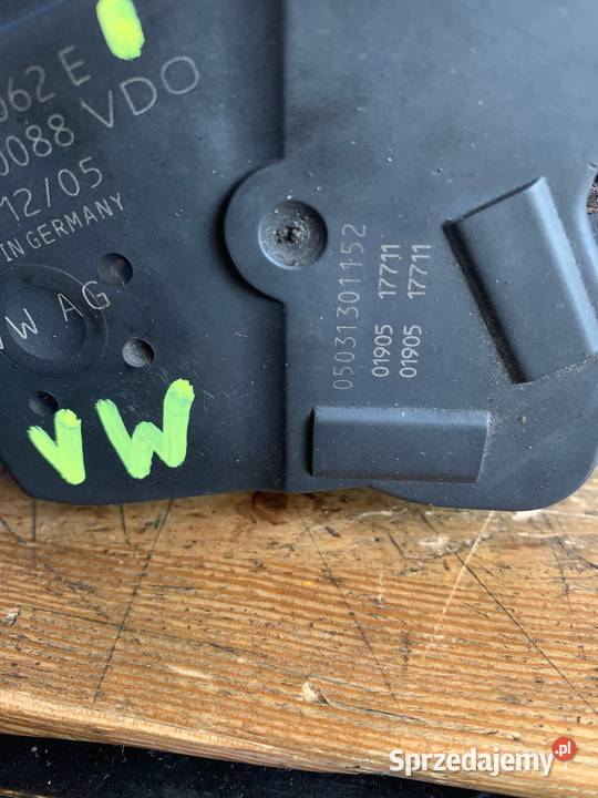 Przepustnica VW wiele modeli 03D133062E wyposażenie elektryczne