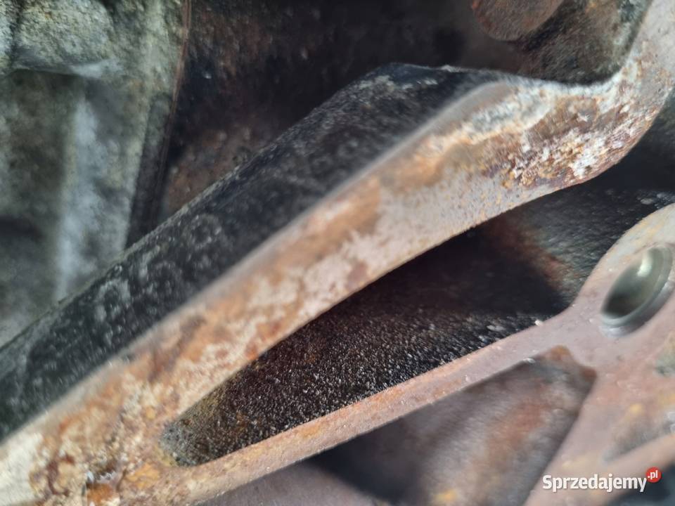 SILNIK KOMPLET VW Passat B6 20 TDI 140 Janów