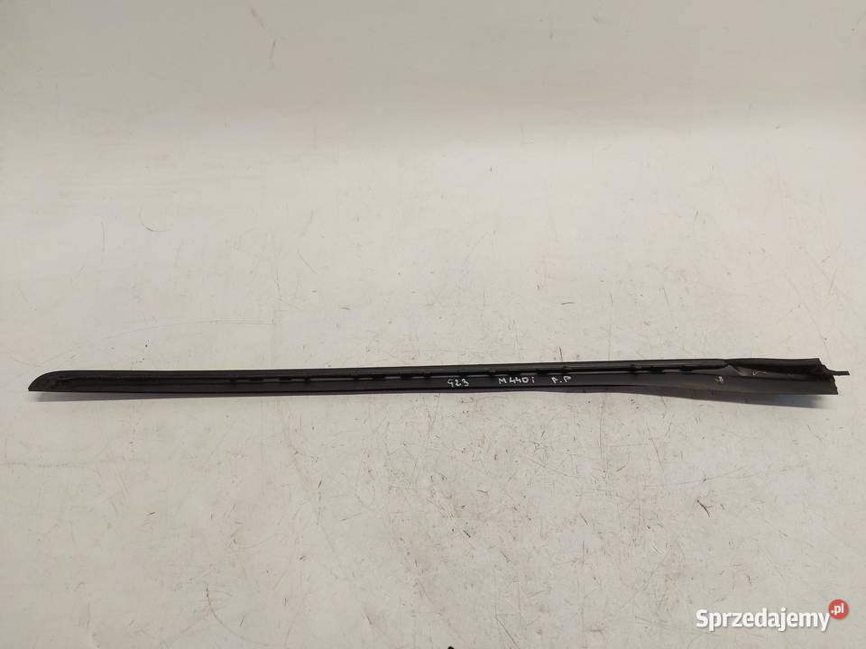 BMW G23 M440i Cabrio Listwa szyby czołowej prawa