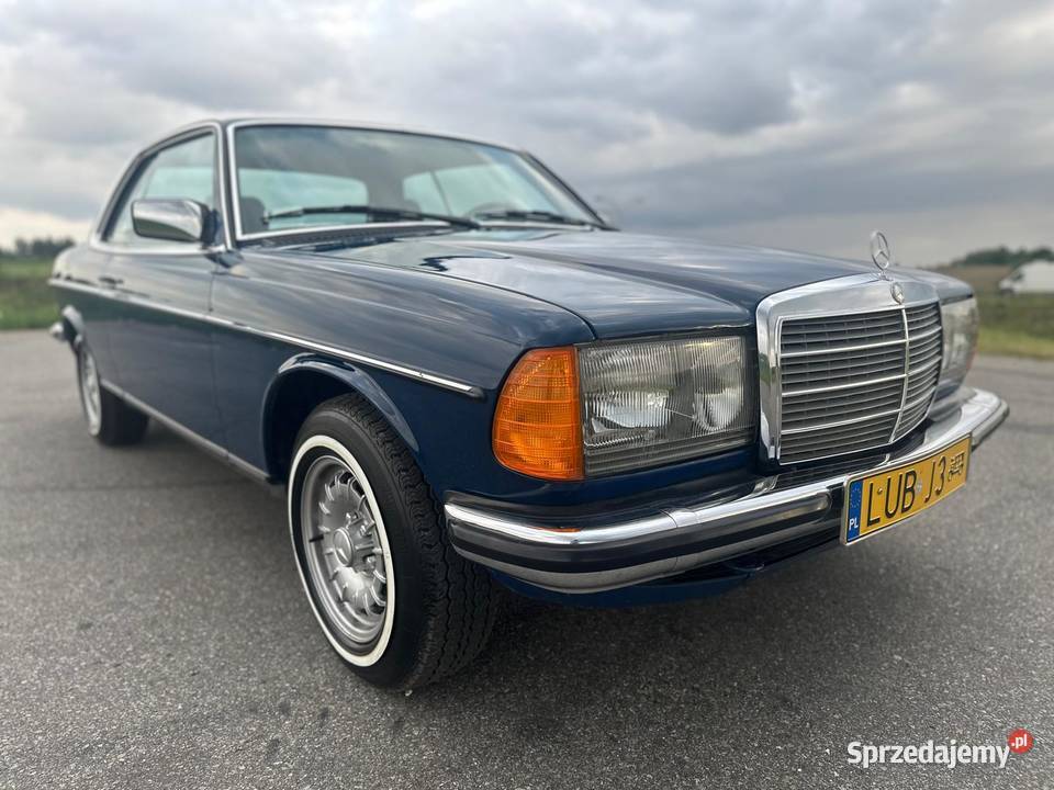 Zabytkowy w123 coupe 230ce 1985r