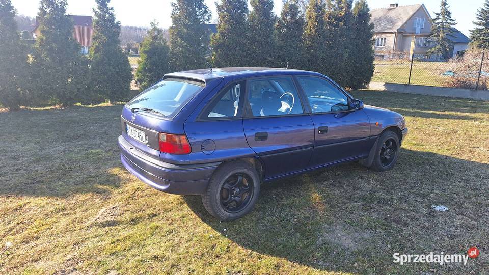 Astra Opel F Sprzedam 14 90 klima stan igła Astra Lisia Góra