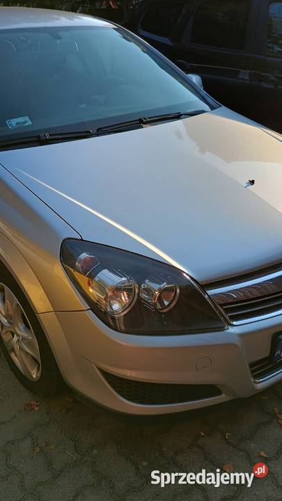 sprzedam tanio opel astra z 2012r mazowieckie