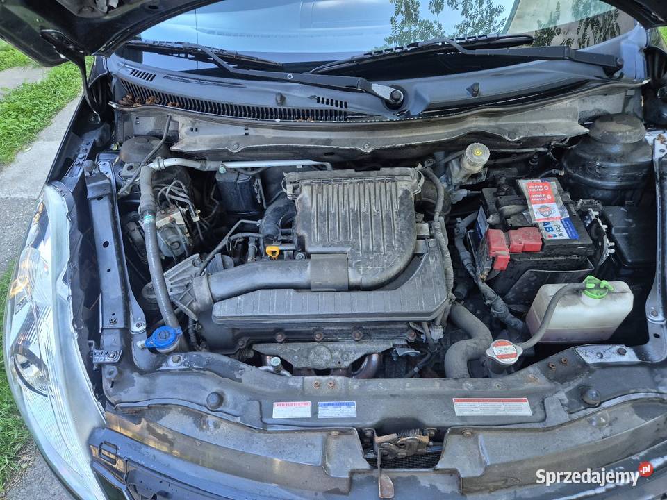 Suzuki Swift 12 benzyna 94 świetny stan czarny Swift Skierniewice
