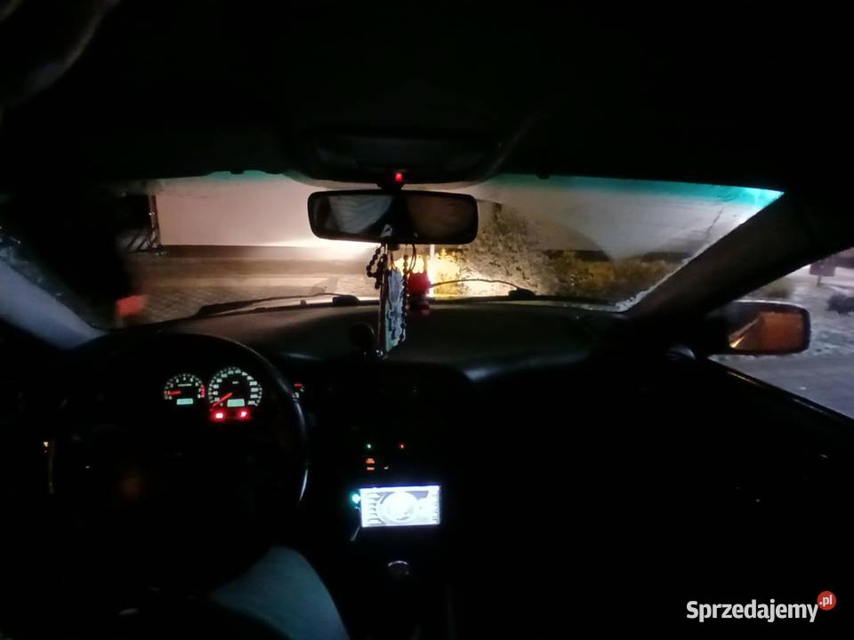 Volvo V40 18 benzyna 2001r Rzeszów sprzedam