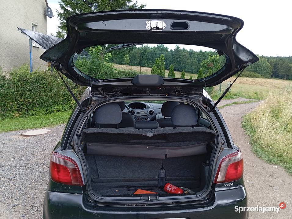 Toyota Yaris 10 benzyna wspomaganie 5 drzwi