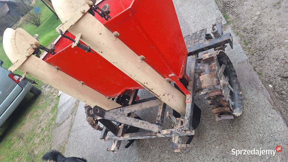 Sadzarka do ziemniakow Akpil NOWA Łysa Góra sprzedam