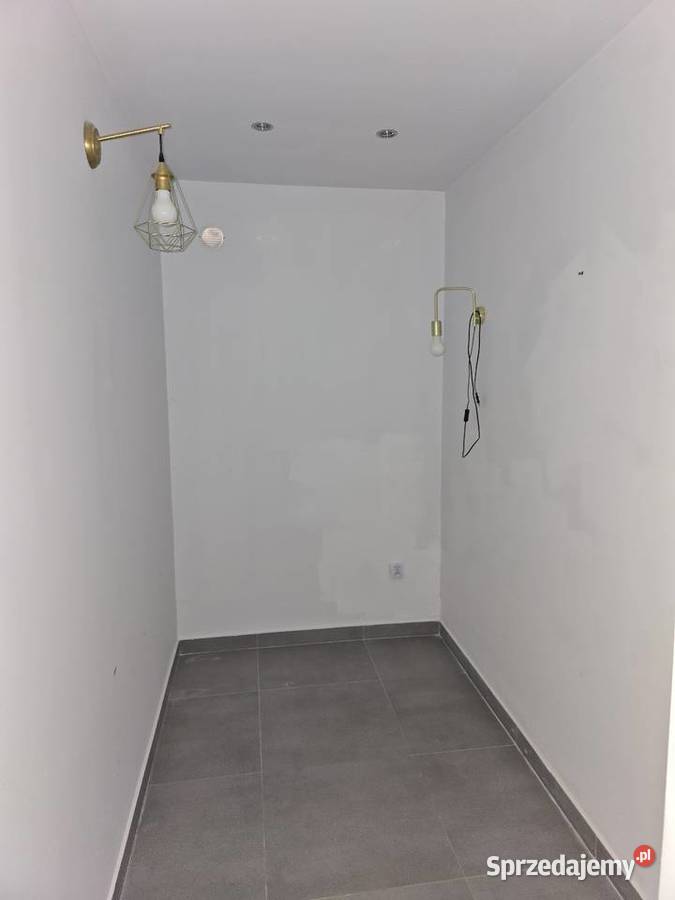Do wynajęcia lokal usługowy o pow 4470m2 Kraków