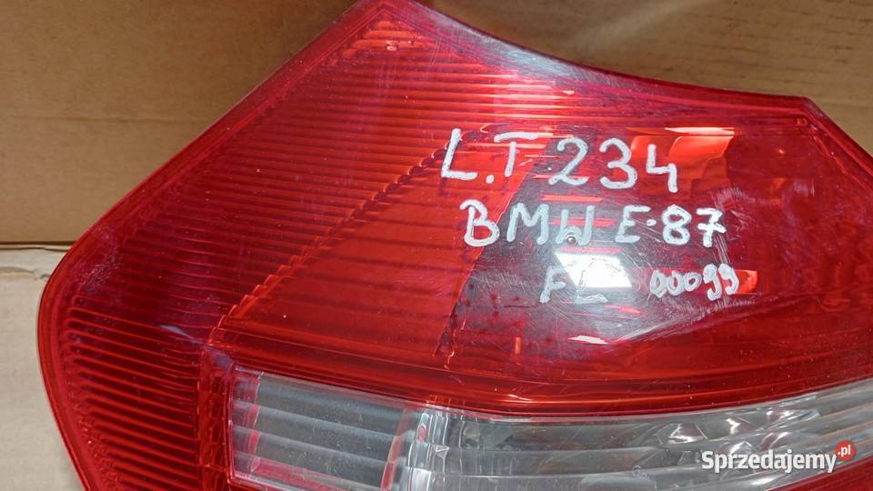 BMW E87 FL HB LAMPA TYŁ LEWA osobowe Zbierkowo