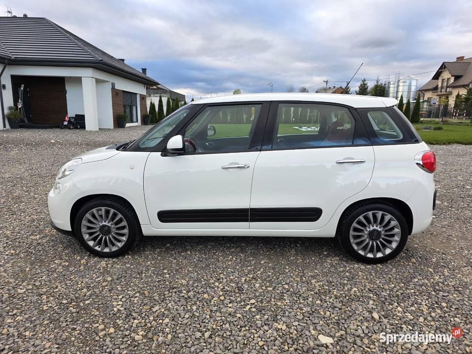 Fiat 500L14 16V 95 EASY RATY GWARANCJA światła przeciwmgielne Buk