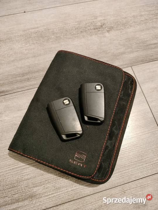 Seat Leon benzyna Serwis ASO 2 kplopon zabany Poznań sprzedam