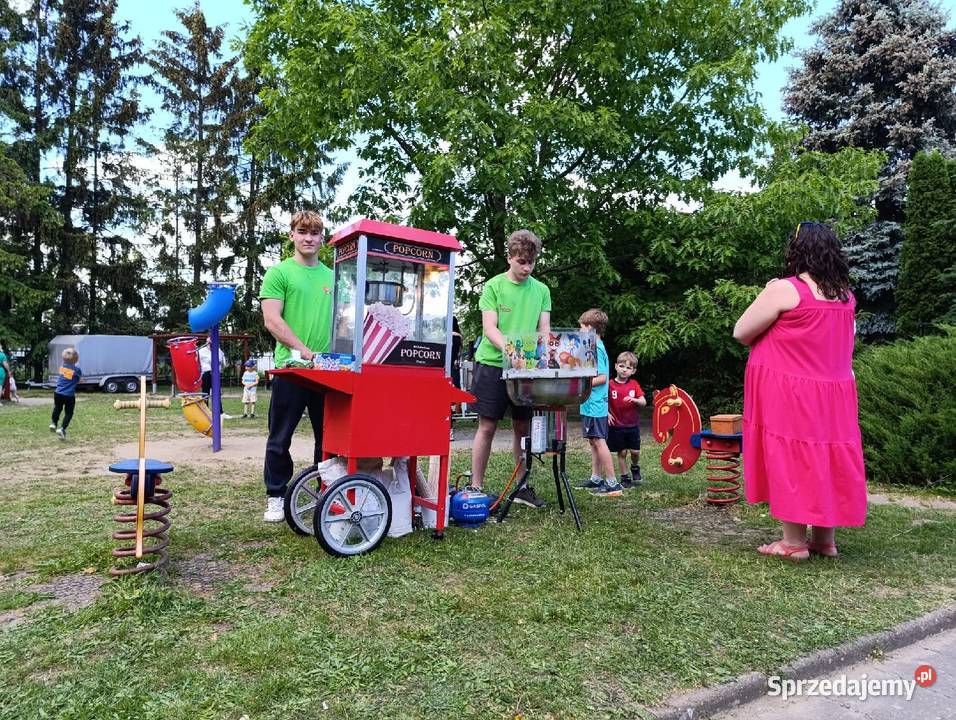 Wata cukrowa Popcorn z obsługą na event wynajem Obsługa imprez Usługi wielkopolskie