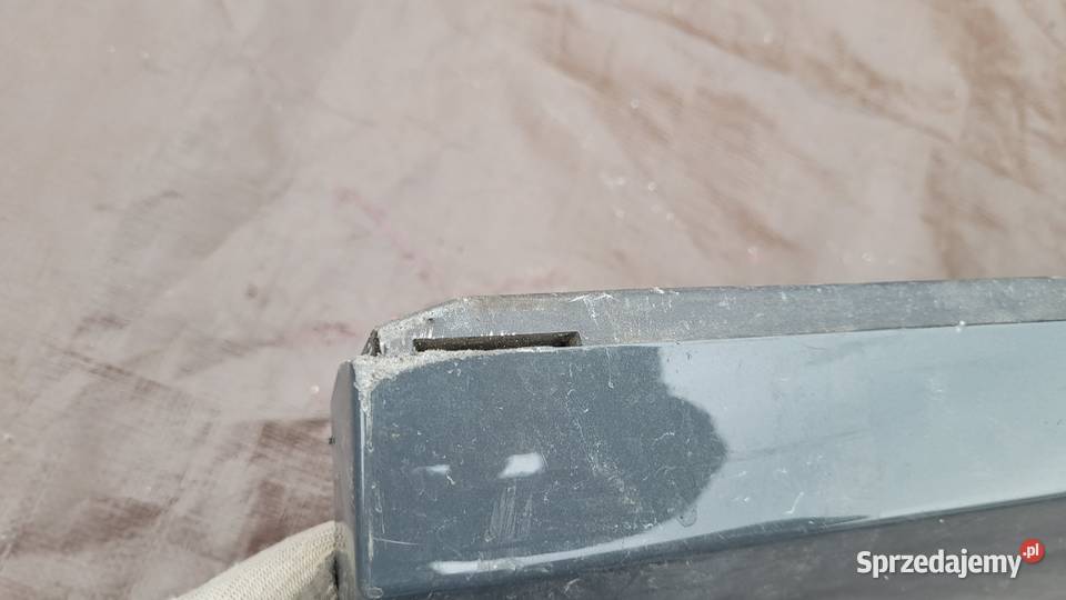 AUDI Q3 II LISTWA DRZWI PRAWA TYŁ Ruda Śląska