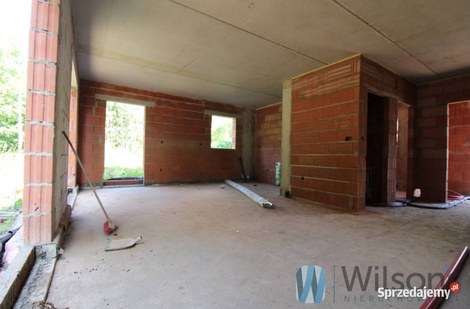 sprzedaży domu wolnostojącego 11766m2 Iwiny