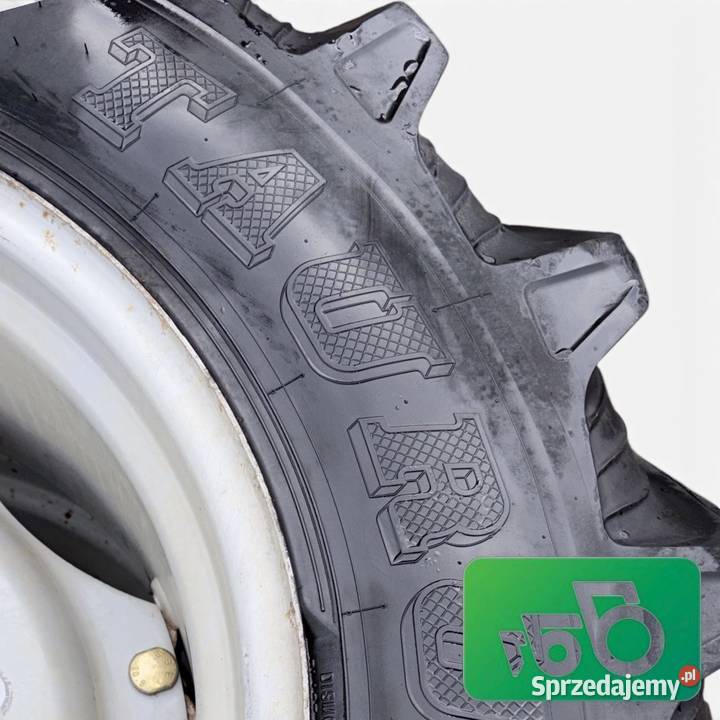 Koło R24 Felga Opona 136 R24 LANDINI MCCORMICK wielkopolskie Wilkowo