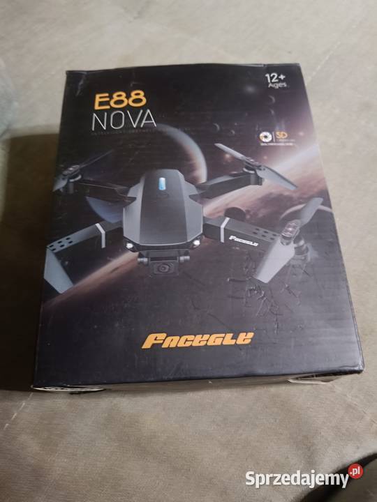 Sprzedam drona Pozostałe Chojnów sprzedam