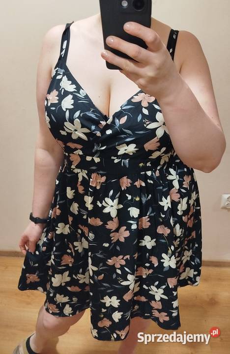 Letnia sukienka rozmiar 5254 Rozkloszowana  małopolskie Biecz