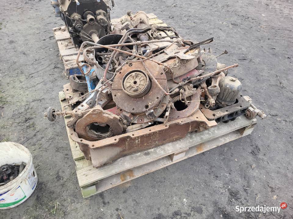 Czesci ursus c 385 ursus 902 zetor 8011 Pozostałe Kalisz sprzedam