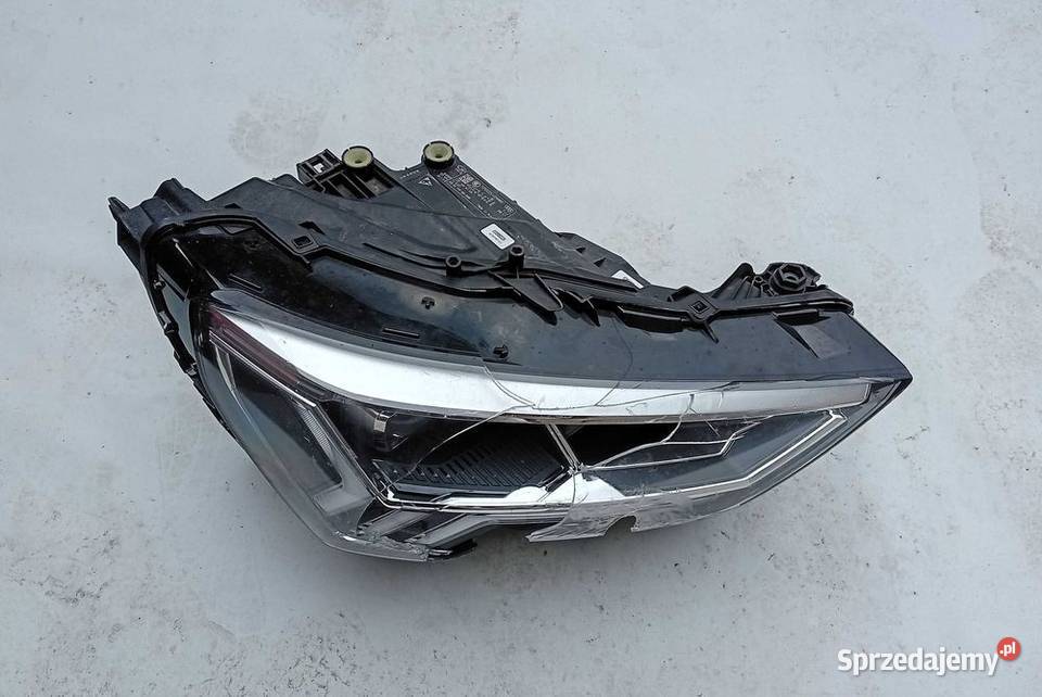 Audi Q3 Full Led reflektor lampa prawy przód wielkopolskie Przeźmierowo