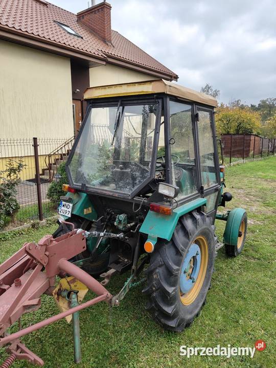 Traktor FARMMOT 250D Kazuń-Bielany