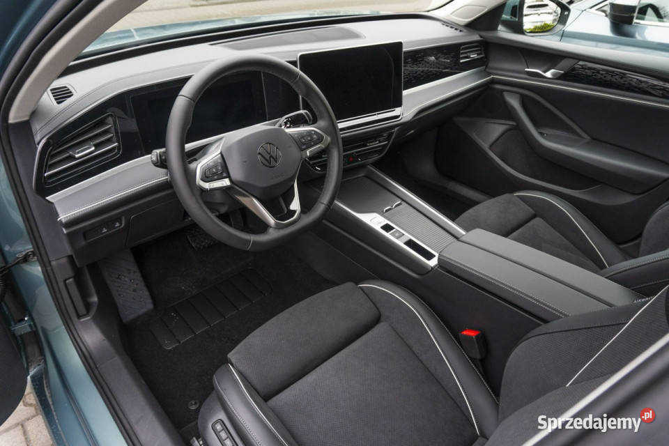 Volkswagen Passat Business Plus 15 TSI mHEV 150 komputer pokładowy Łódź