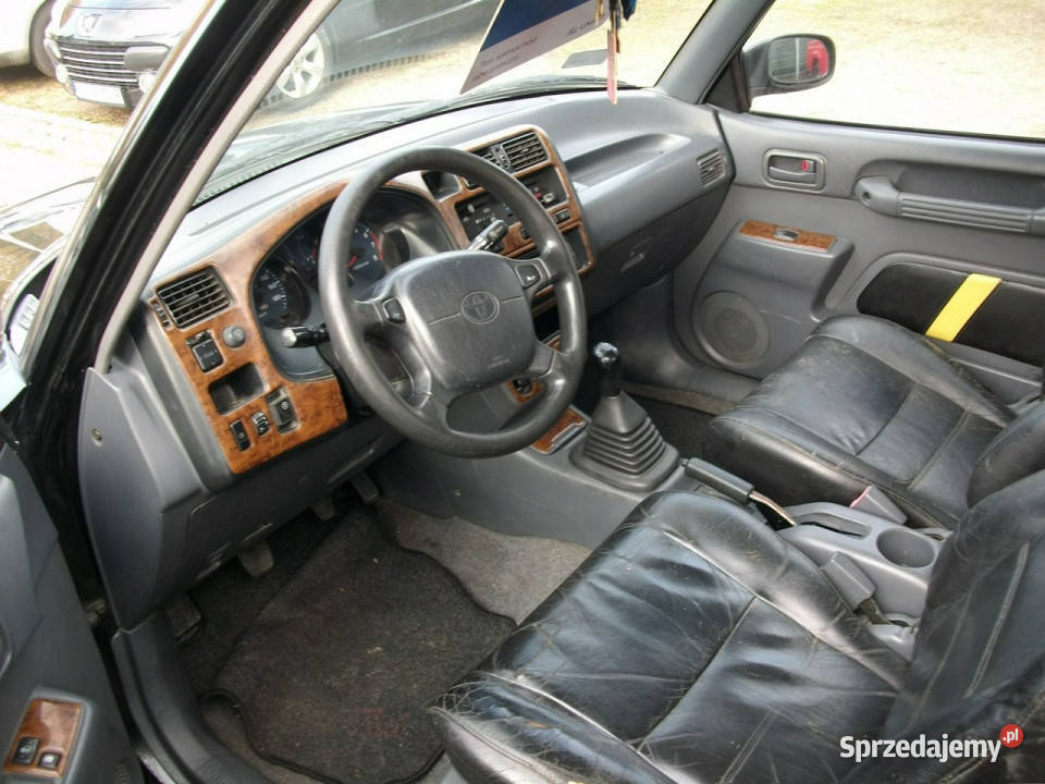 Toyota RAV4 4x4 20 benzyna z gazem I 19942000 manualna