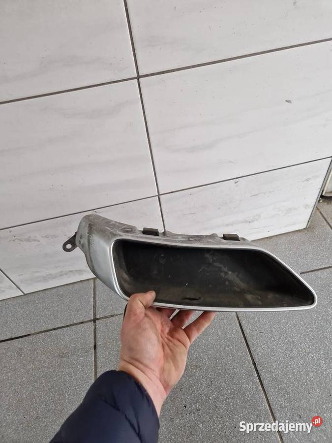 Końcówka wydechu Audi A4 B9 8W0253826L Złocieniec