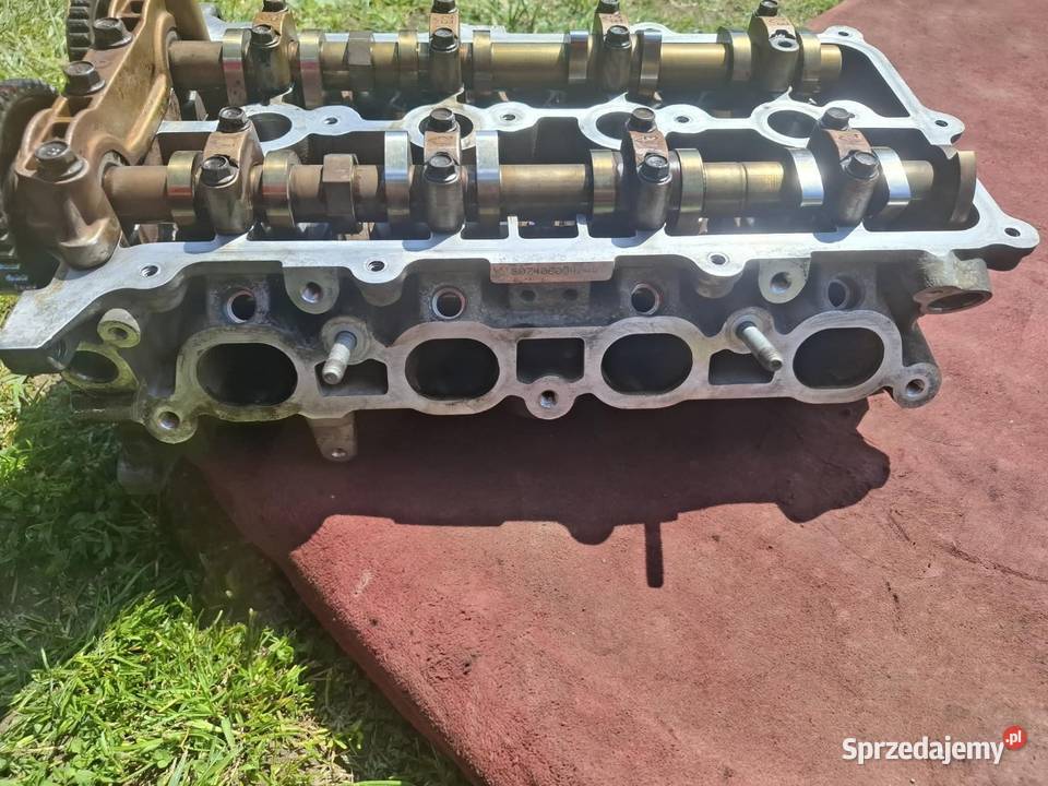 Głowica komplerna z wałkami do Kia Ceed 1 14 16V Mielec