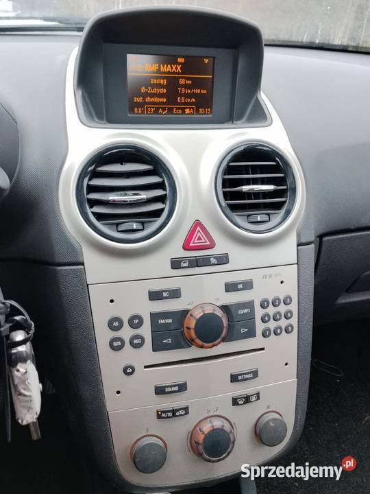 Opel Corsa D 2008 12 80 podkarpackie