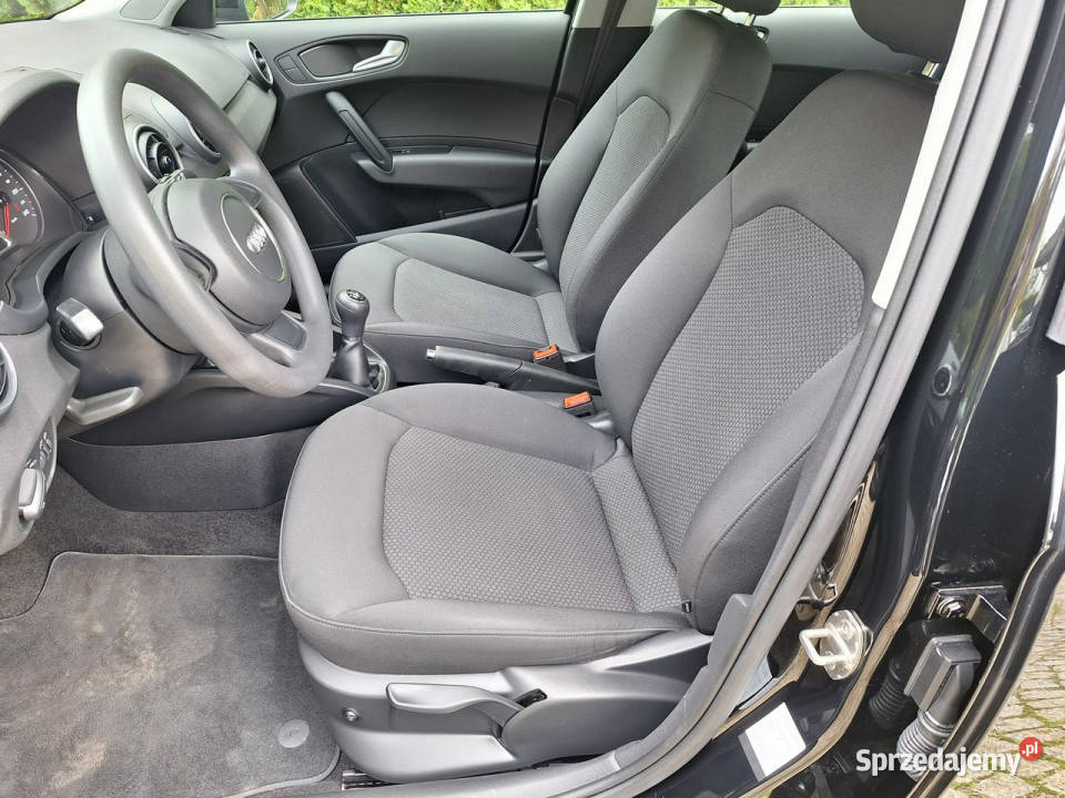 Audi A1 Sportback 10 TFSI 8X 2010 isofix