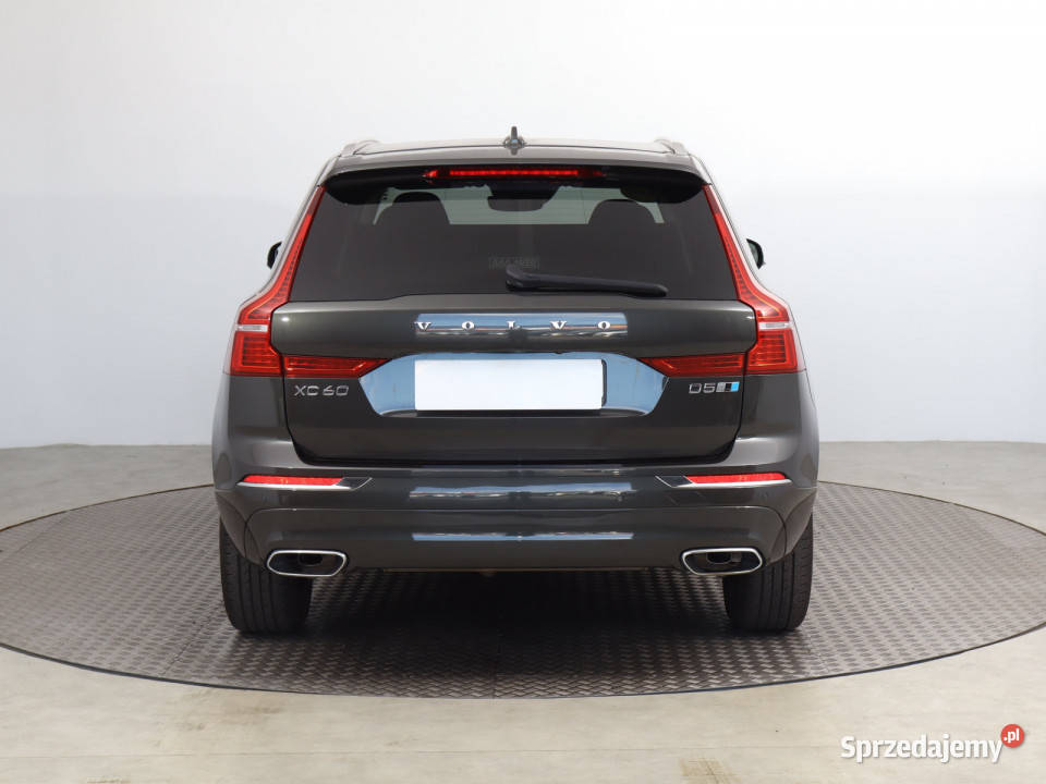 Volvo XC60 D5 AWD asystent pasa ruchu Bielany Wrocławskie