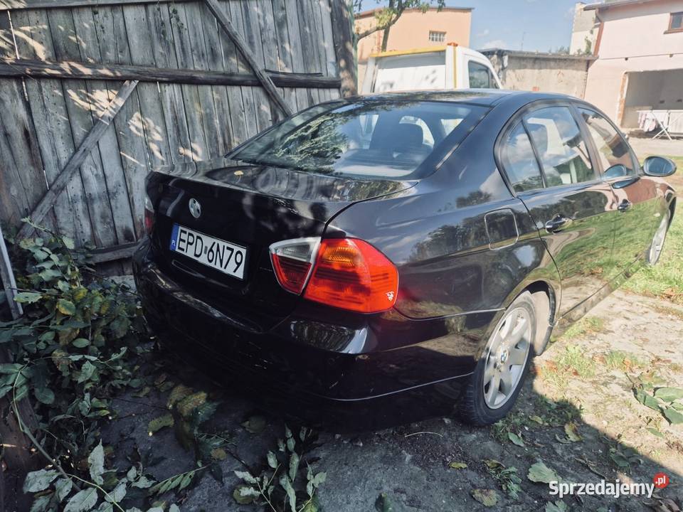 Bmw e90 318i N46B20B06 Uszkodzony silnik w czarny Izbica Kujawska sprzedam