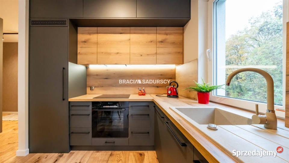 wynajmu mieszkania Kraków 67m2 3pokojowe sprzedam