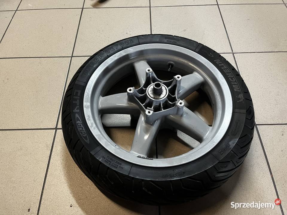 Felga koło przód Piaggio X8 XEVO 400 Brzeszcze