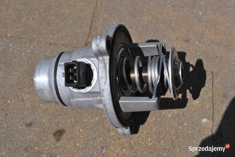 Termostat oryginał BMW V8 N62 F80 M3 F01 F02 Poręba sprzedam