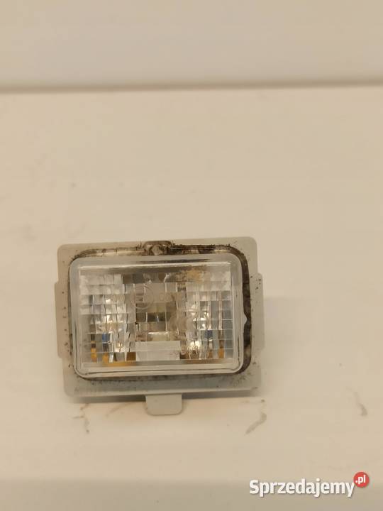 MERCEDES W205 LAMPKA TABLICY A2218200856