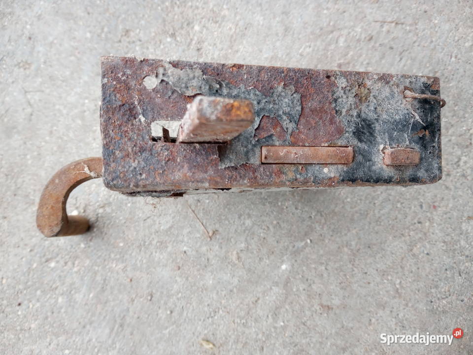 Stary zamek do drzwi Augustów