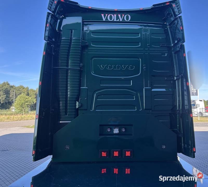 Ciagnik nowy model Volvo FH mazowieckie Warszawa