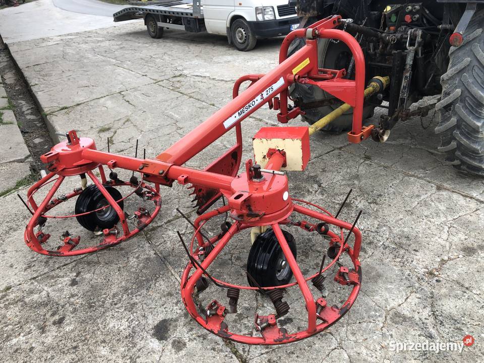 Zagrabiarko przetrząsarka Mesko Z 275 Konina