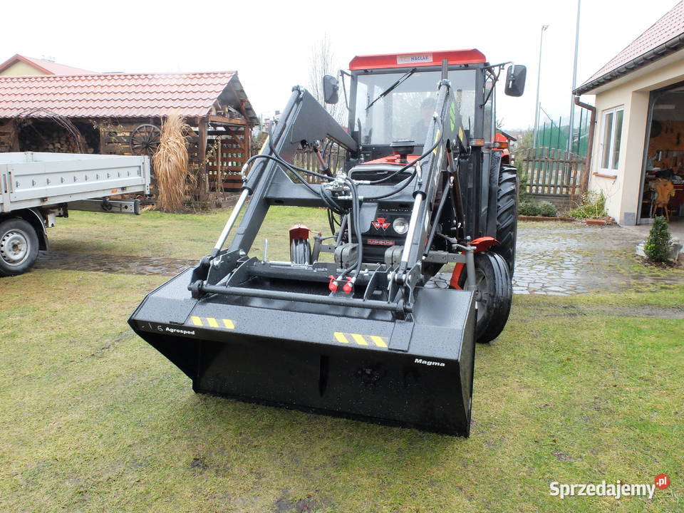 Ładowacz czołowy firmy Agrosped model V700 Baranów Sandomierski