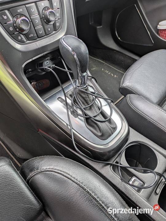 Opel Astra j turbo 16 kolizji asystent parkowania sprzedam