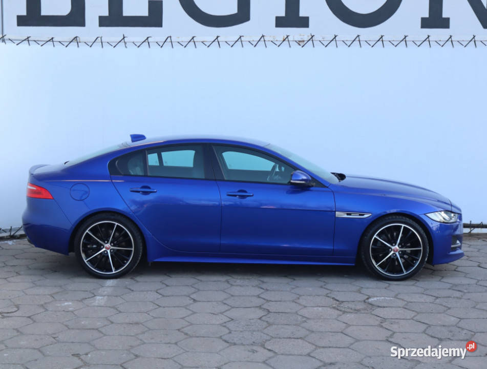 Jaguar XE 20t bluetooth Łódź